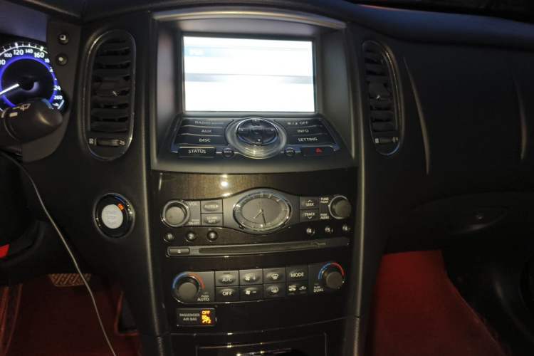 Used Infiniti QX50 2015 2.5L Comfort Edition Audio And AC Panel