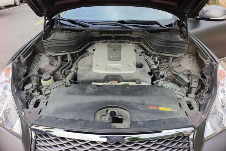 Used Infiniti QX50 2015 2.5L Comfort Edition Engine Bay