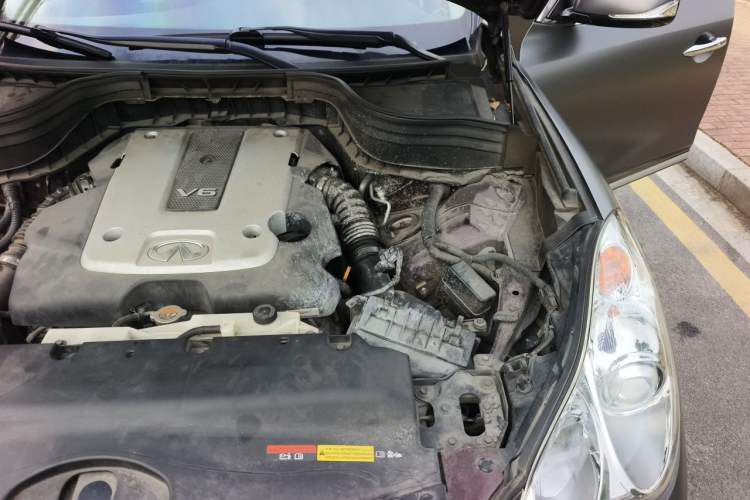 Used Infiniti QX50 2015 2.5L Comfort Edition Engine Bay Left