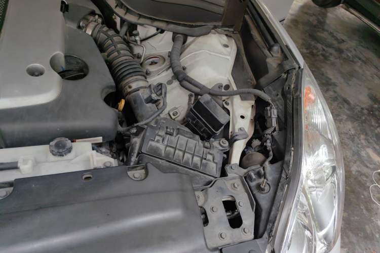 Used Infiniti QX50 2015 2.5L Enjoyment Edition Engine Bay Left