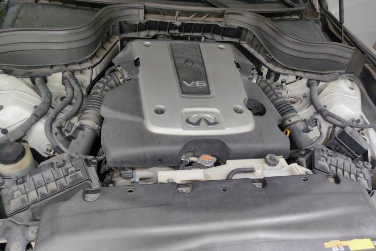 Used Infiniti QX50 2015 2.5L Enjoyment Edition Engine Bay
