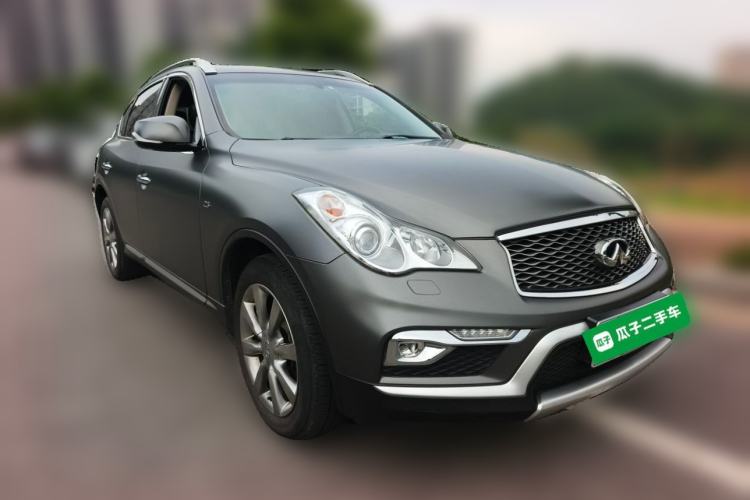 Used Infiniti QX50 2015 2.5L Comfort Edition Front Right 45 Deg