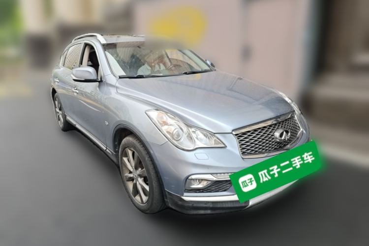 Used Infiniti QX50 2015 2.5L Enjoyment Edition Front Right 45 Deg