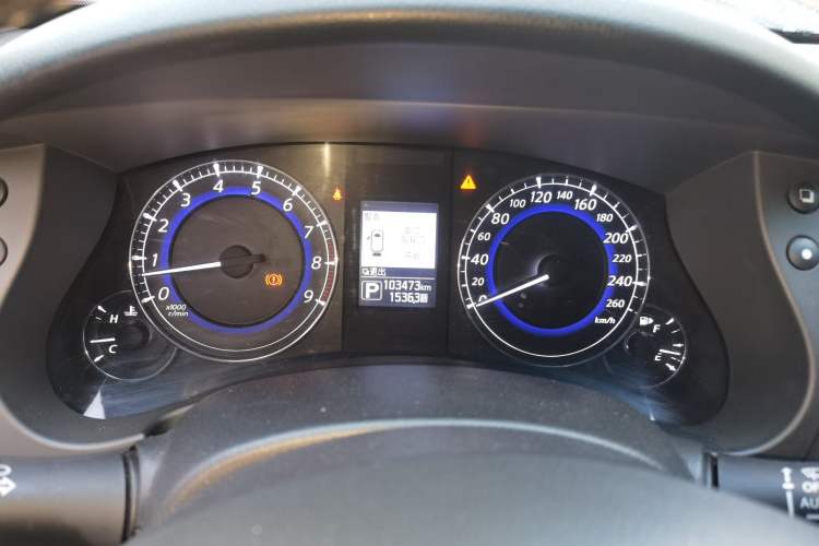 Used Infiniti QX50 2015 2.5L Luxury Edition Instrument Cluster