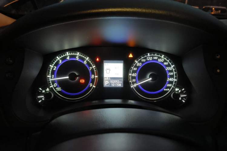Used Infiniti QX50 2015 2.5L Comfort Edition Instrument Cluster