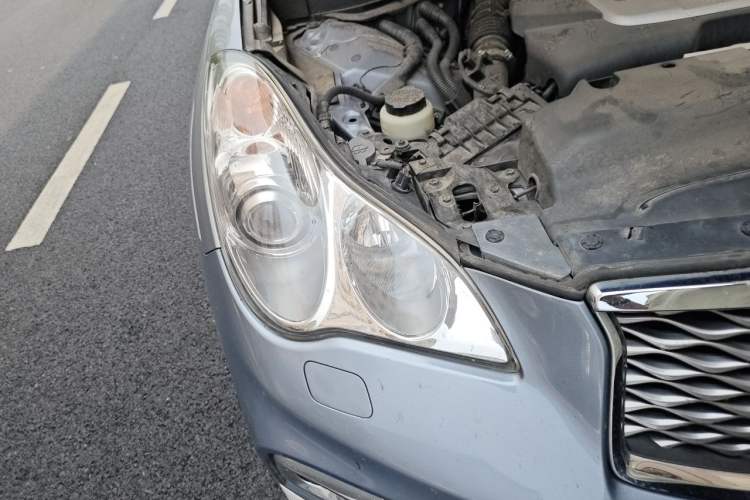 Used Infiniti QX50 2015 2.5L Enjoyment Edition Right Front Headlight