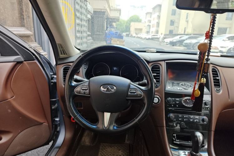 Used Infiniti QX50 2015 2.5L Enjoyment Edition Steering Wheel
