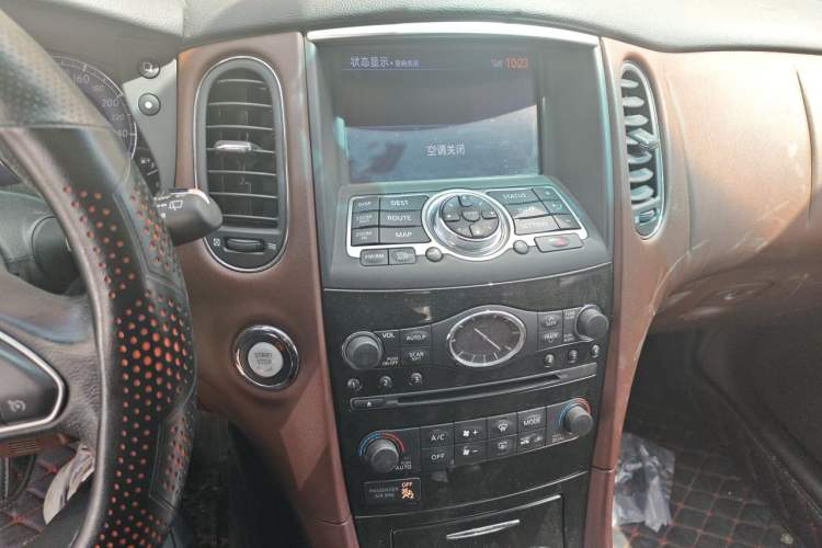 Used Infiniti QX50 2015 2.5L Enjoyment Edition Audio And AC Panel