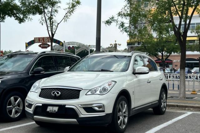 Used Infiniti QX50 2015 2.5L Enjoyment Edition