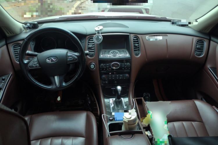 Used Infiniti QX50 2015 2.5L Enjoyment Edition Center Console