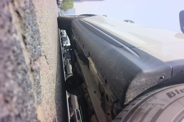 Used Infiniti QX50 2015 2.5L Comfort Edition Chassis Front Right