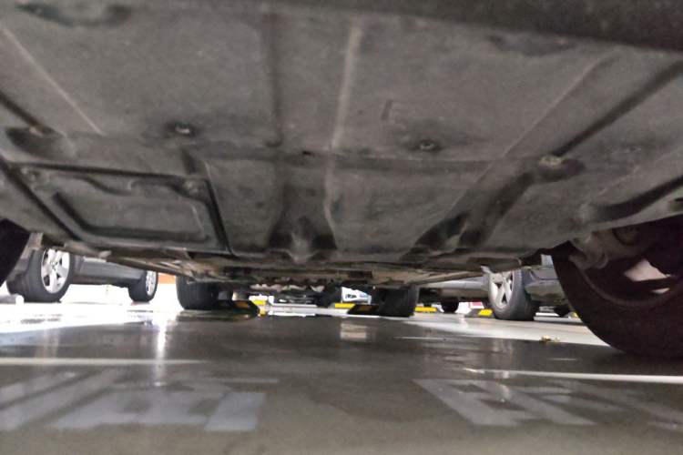 Used Infiniti QX50 2015 2.5L Comfort Edition Chassis Front