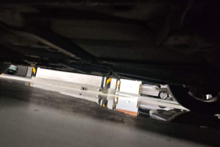 Used Infiniti QX50 2015 2.5L Comfort Edition Chassis Rear Left