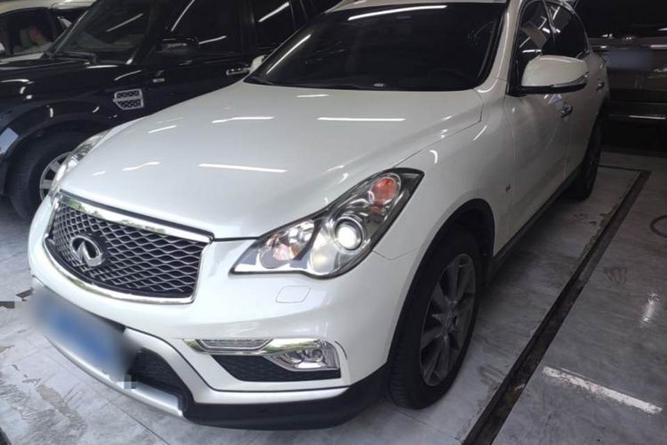 Infiniti QX50 2015