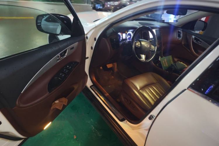 Used Infiniti QX50 2015 2.5L Luxury Edition Driver Seat