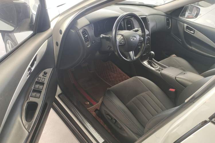 Used Infiniti QX50 2015 2.5L Comfort Edition Driver Seat
