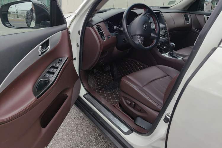 Used Infiniti QX50 2015 2.5L Enjoyment Edition Driver Seat