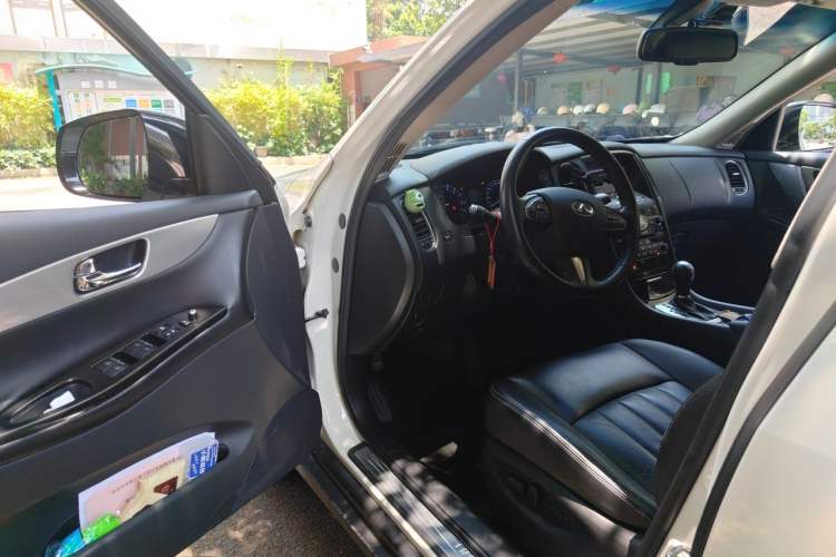 Used Infiniti QX50 2015 2.5L Enjoyment Edition Driver Seat