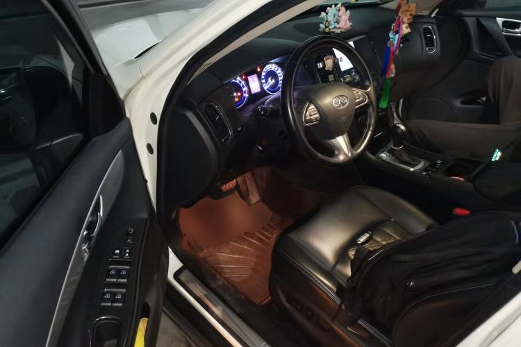 Used Infiniti QX50 2015 2.5L Enjoyment Edition Driver Seat