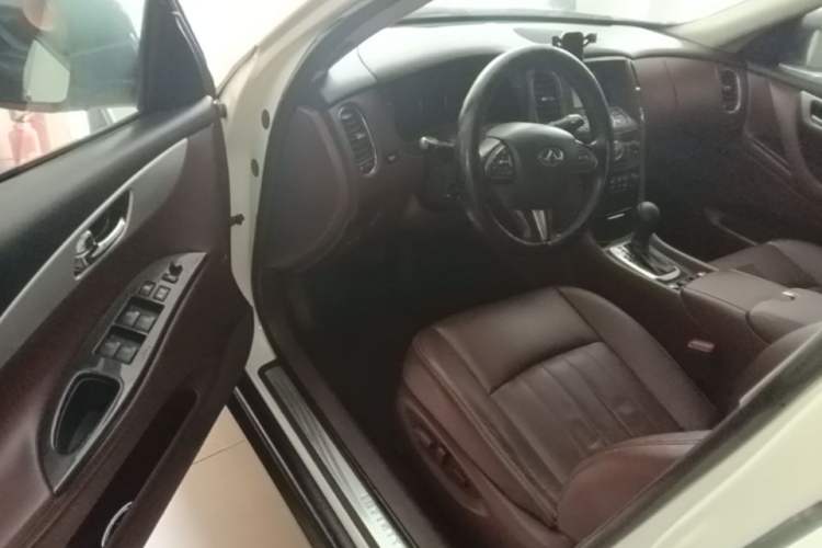 Used Infiniti QX50 2015 2.5L Enjoyment Edition Driver Seat