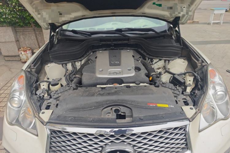 Used Infiniti QX50 2015 2.5L Comfort Edition Engine Bay