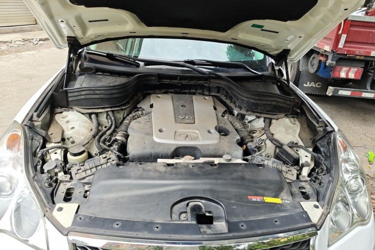 Used Infiniti QX50 2015 2.5L Enjoyment Edition Engine Bay