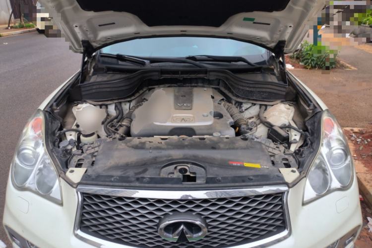 Used Infiniti QX50 2015 2.5L Enjoyment Edition Engine Bay