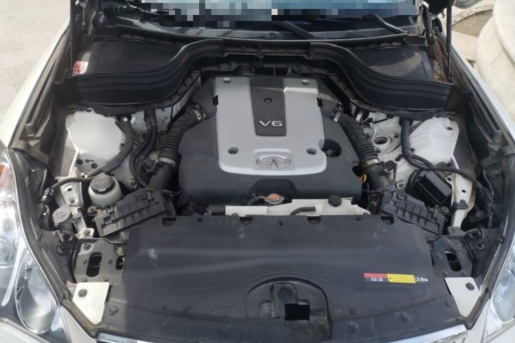 Used Infiniti QX50 2015 2.5L Comfort Edition Engine Bay