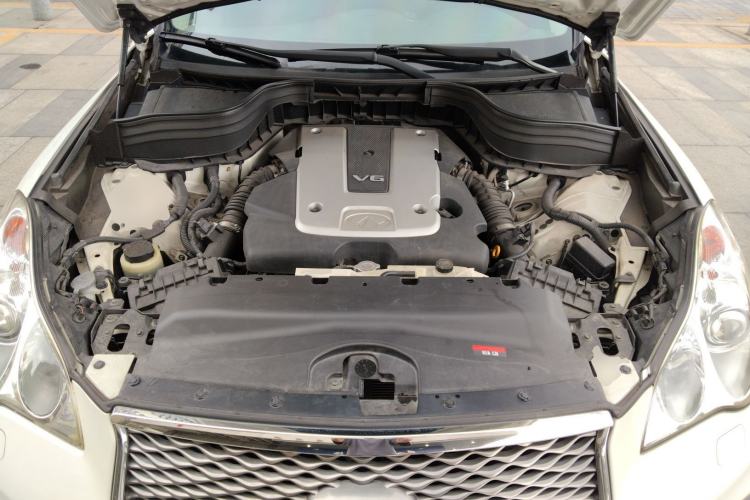 Used Infiniti QX50 2015 2.5L Luxury Edition Engine Bay