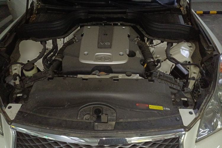 Used Infiniti QX50 2015 2.5L Enjoyment Edition Engine Bay
