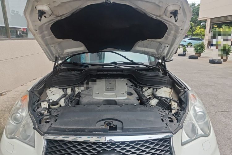 Used Infiniti QX50 2015 2.5L Comfort Edition Engine Bay