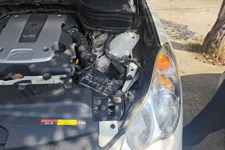 Used Infiniti QX50 2015 2.5L Luxury Edition Engine Bay Left