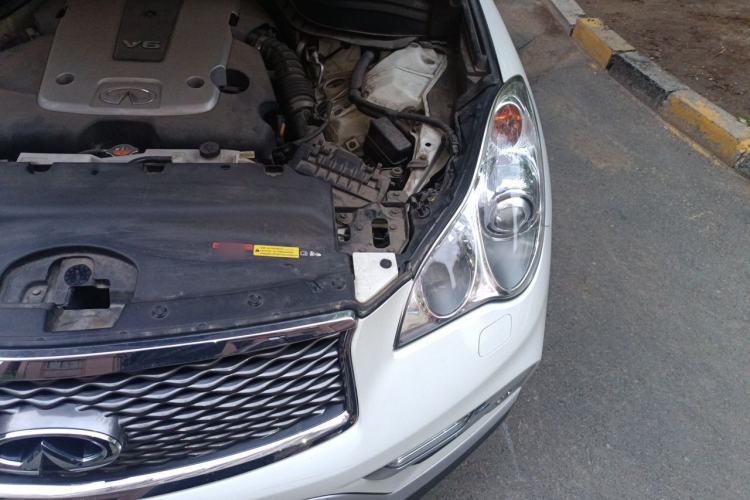 Used Infiniti QX50 2015 2.5L Enjoyment Edition Engine Bay Left