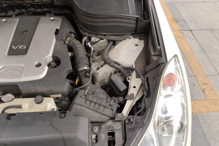 Used Infiniti QX50 2015 2.5L Luxury Edition Engine Bay Left
