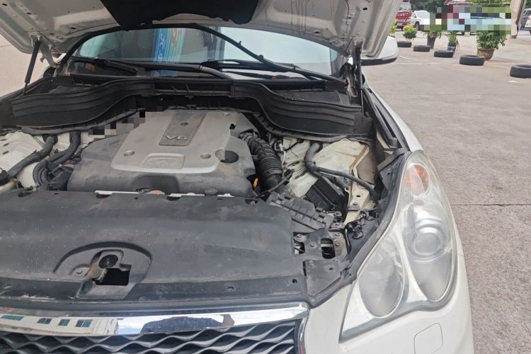 Used Infiniti QX50 2015 2.5L Comfort Edition Engine Bay Left
