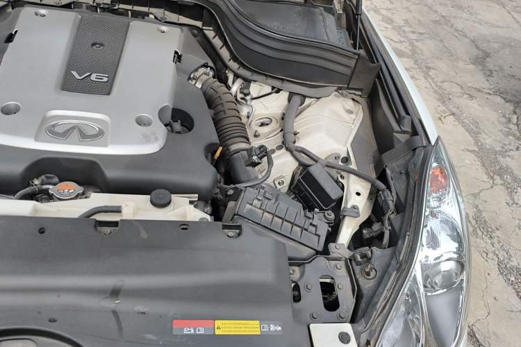 Used Infiniti QX50 2015 2.5L Enjoyment Edition Engine Bay Left
