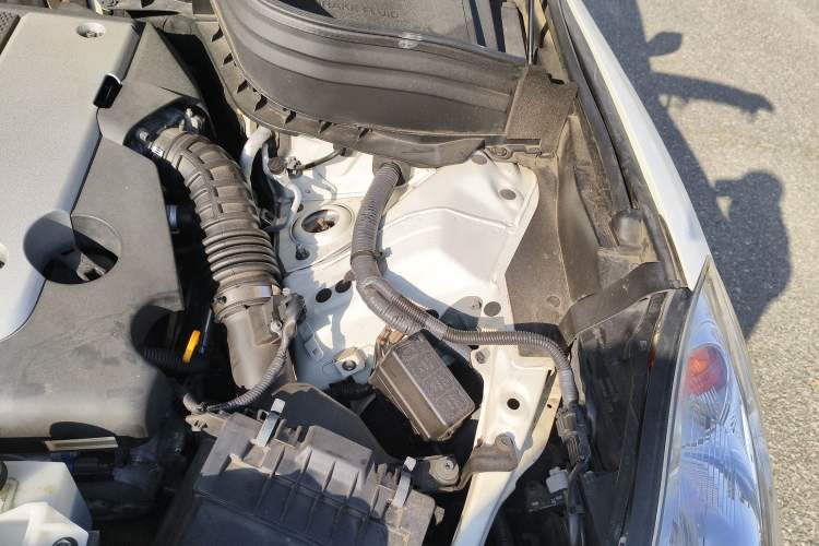 Used Infiniti QX50 2015 2.5L Enjoyment Edition Engine Bay Left