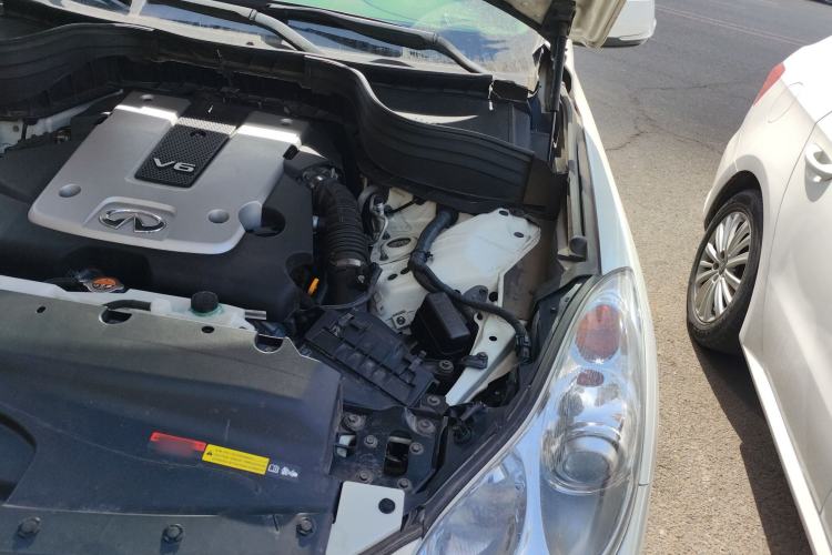 Used Infiniti QX50 2015 2.5L Enjoyment Edition Engine Bay Left