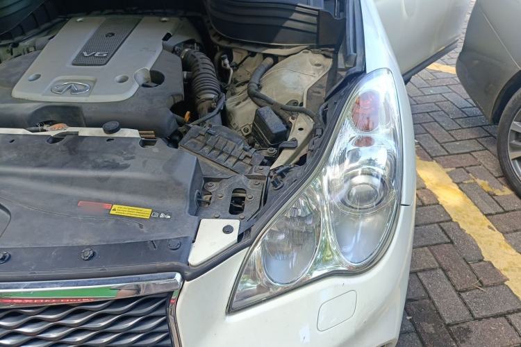 Used Infiniti QX50 2015 2.5L Comfort Edition Engine Bay Left