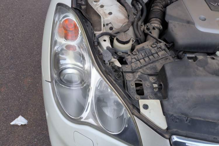 Used Infiniti QX50 2015 2.5L Enjoyment Edition Engine Bay Right