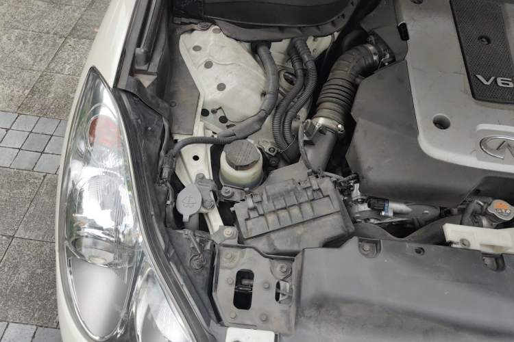 Used Infiniti QX50 2015 2.5L Enjoyment Edition Engine Bay Right