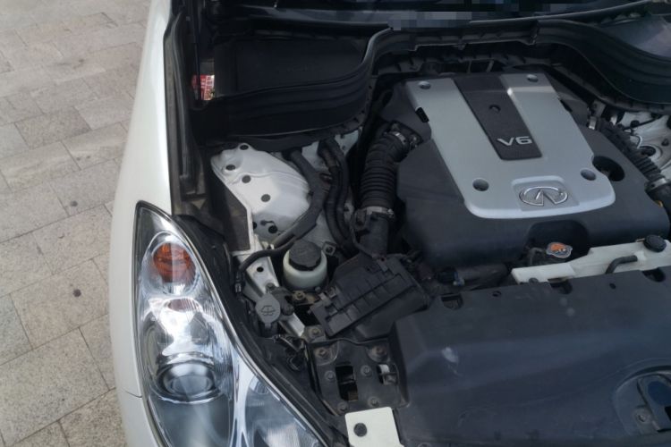 Used Infiniti QX50 2015 2.5L Comfort Edition Engine Bay Right