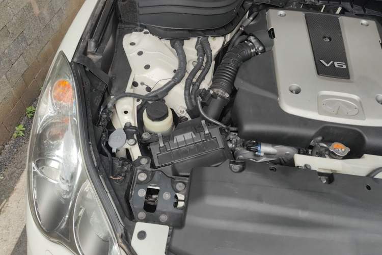 Used Infiniti QX50 2015 2.5L Enjoyment Edition Engine Bay Right