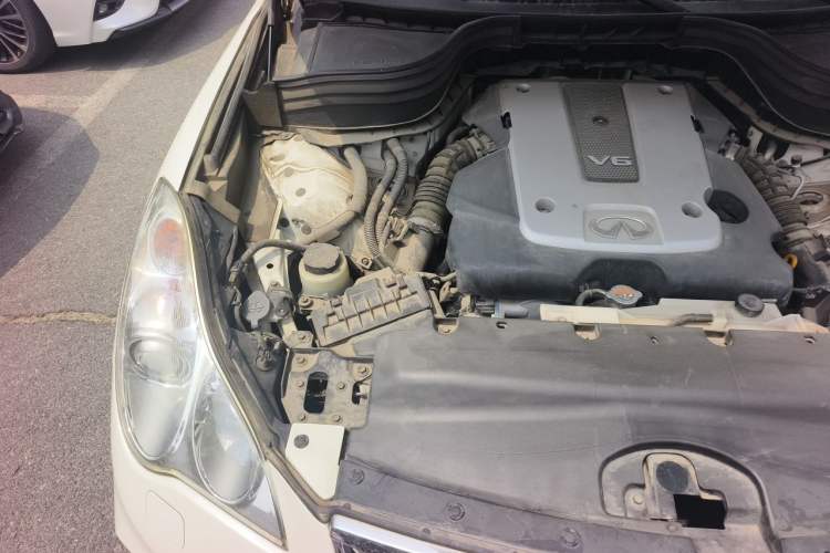 Used Infiniti QX50 2015 2.5L Comfort Edition Engine Bay Right