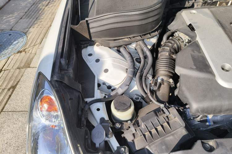 Used Infiniti QX50 2015 2.5L Enjoyment Edition Engine Bay Right