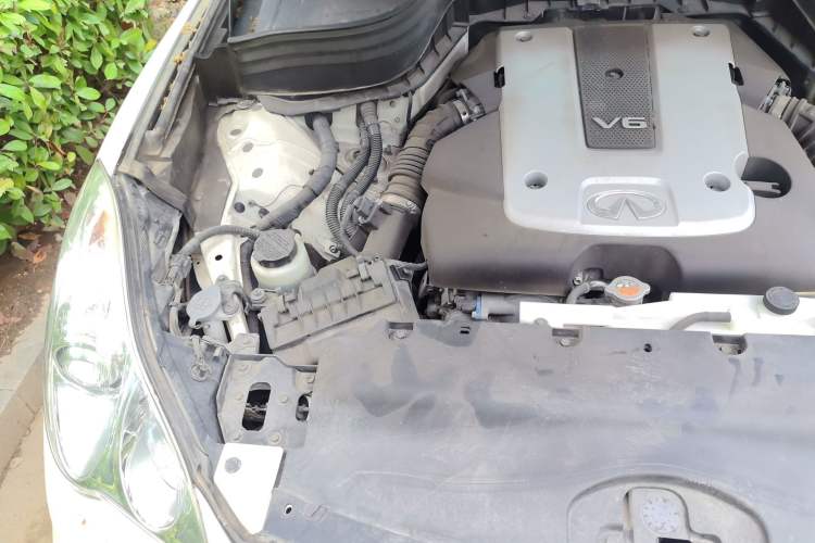 Used Infiniti QX50 2015 2.5L Enjoyment Edition Engine Bay Right