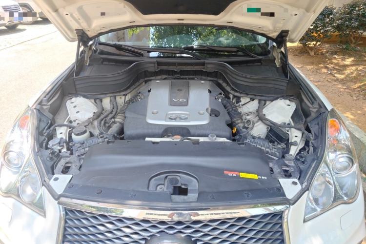 Used Infiniti QX50 2015 2.5L Enjoyment Edition Engine Bay