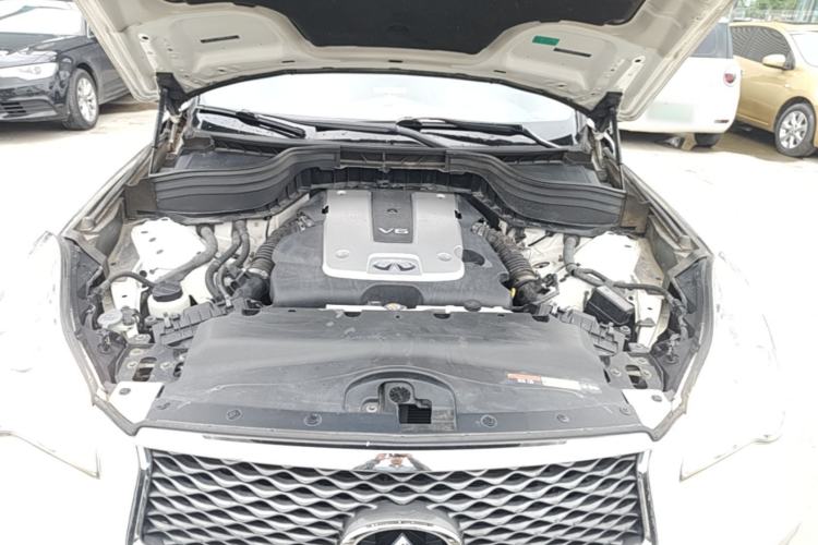 Used Infiniti QX50 2015 2.5L Enjoyment Edition Engine Bay
