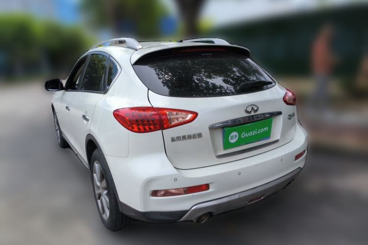 Used Infiniti QX50 2015 2.5L Enjoyment Edition Exterior 3