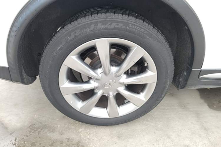 Used Infiniti QX50 2015 2.5L Enjoyment Edition Exterior 5